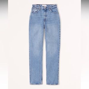 Abercrombie Curve Love Ultra High Rise 90s Straight Jean - Size 26 SHORT